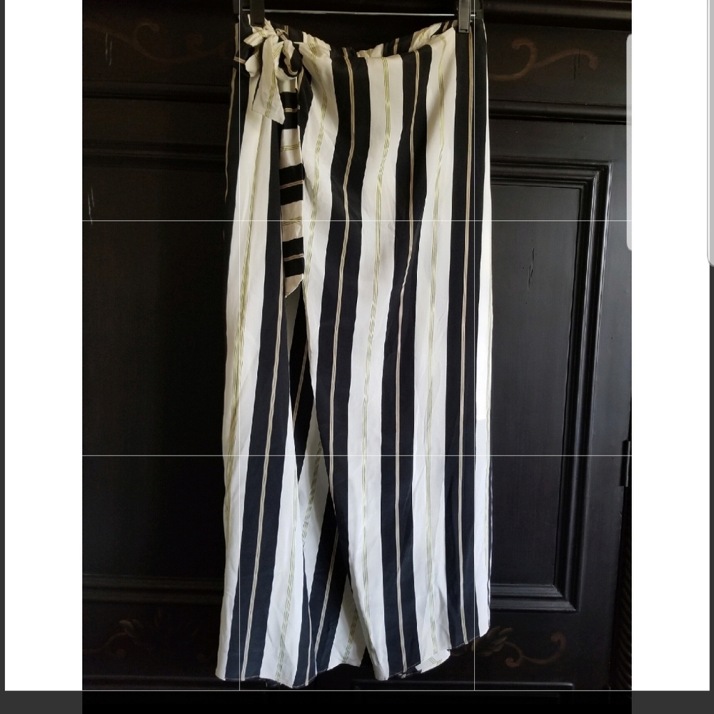 Tommy Bahama silk skirt